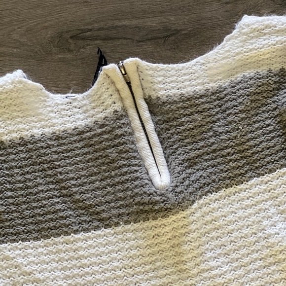 Sweater Bundle - Picture 3 of 3